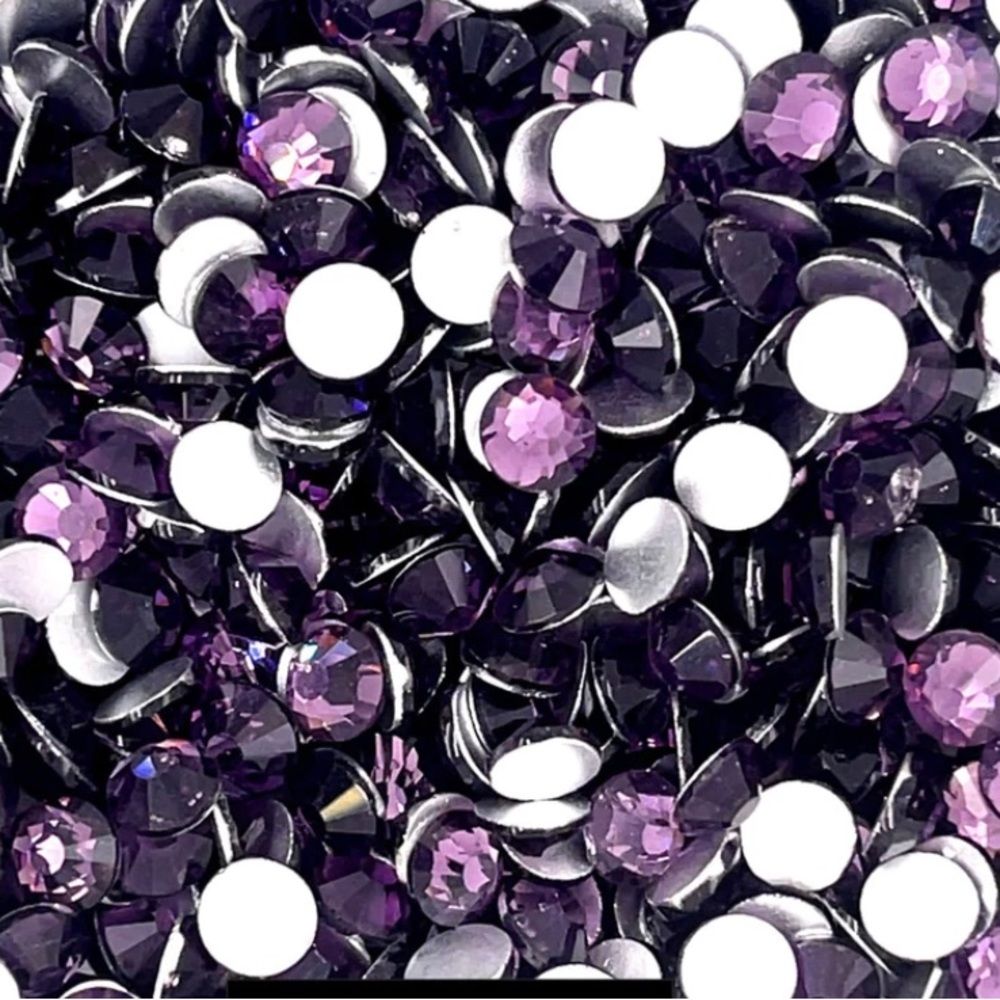 Rhinestone Options - Picture 2 of 10
